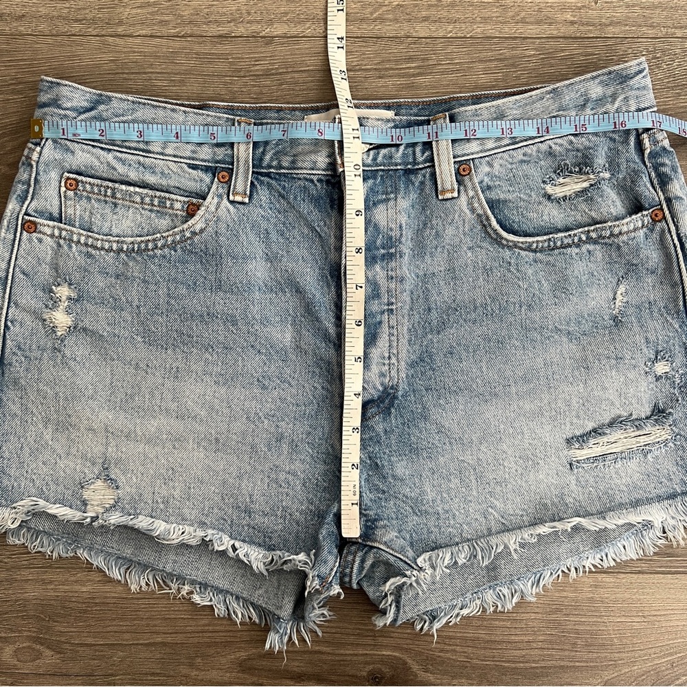 ARITZIA Denim Forum The Ex Boyfriend Shorts Size 30 High Rise Blue Festival 90s - Picture 7 of 10